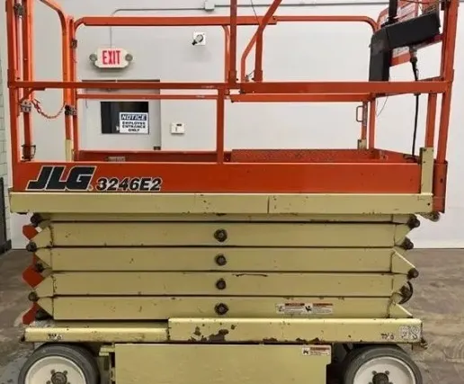 במת מספריים JLG 3246E2